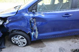 Hyundai I-10 1.0 BENZ picture 7