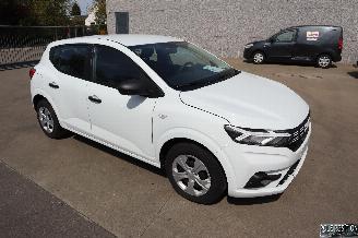 Dacia Sandero 1.0 BENZ picture 3