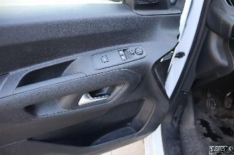 Opel Combo 1.5 CDTI picture 16