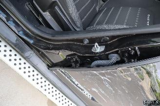 Dacia Duster 1.3 BENZ 4X4 picture 10