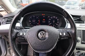 Volkswagen Passat 1.6 TDI picture 16