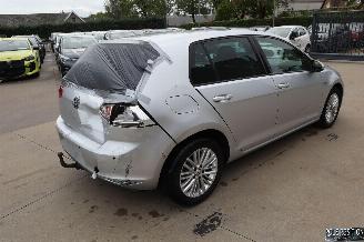 Volkswagen Golf 1.2 BENZ picture 3