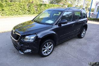 Schadeauto Skoda Yeti 1.2 BENZ 2015/6