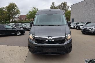 krockskadad bil bedrijf MAN TGE 3,5T 4X4 2023/10