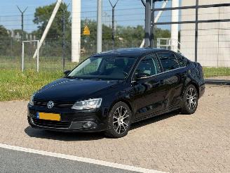 uszkodzony samochody osobowe Volkswagen Jetta 1.4 TSI Highline DSG 2012/5