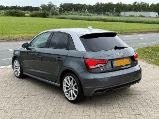 Audi A1 SPORTBACK S line KUIPSTOELEN picture 11