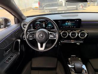 Mercedes A-klasse Sedan Automaat Sfeerverlichting Nap picture 14