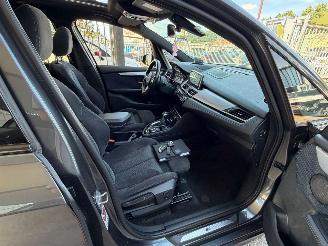 BMW 2-serie 220i M PERFORMANCE PANO XENON 7 PERSOONS picture 14
