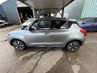 Suzuki Swift 1.2 Stijl Smart Hybrid Nap Camera picture 8