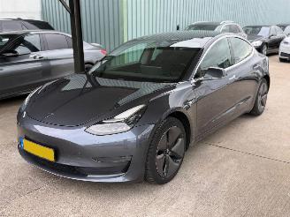 Damaged car Tesla Model 3 longe Range AWD  NAP 2019/7