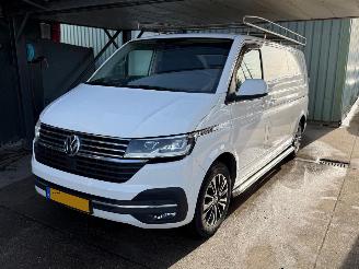 Voiture accidenté Volkswagen Transporter 2.0 TDI L2H3 28 BULLI DSG XENON LED VIRTUAL DASH CAMERA 2020/1