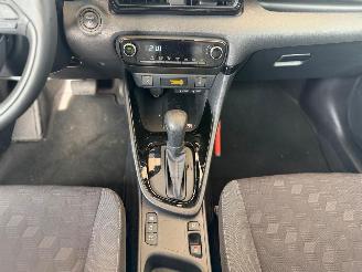 Toyota Yaris 1.5 HYBRID 115 DYNAMIC CAMERA KEYLESS FULL NAP picture 12