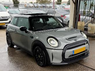 Mini Electric 33kwh Xenon Led Pano Harman Kardon FULL ! NAP picture 3