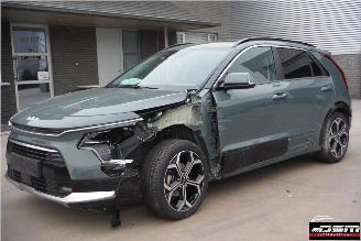 Vaurioauto  passenger cars Kia e-Niro 1.6 GDI HEV 2022/8