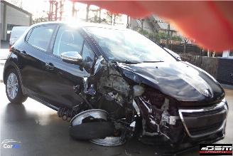 Peugeot 208 1.2I PURETECH STYLE picture 2