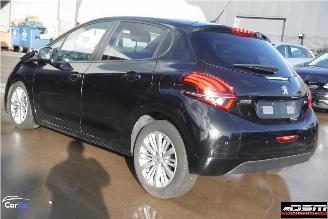 Peugeot 208 1.2I PURETECH STYLE picture 5