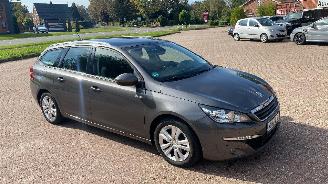 Coche accidentado Peugeot 308  2016/4