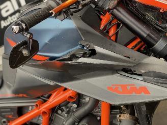 KTM 1290 Super Duke R  picture 7