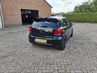 Vaurioauto  passenger cars Volkswagen Polo 1.2i   69pk  navi airco 2012/2