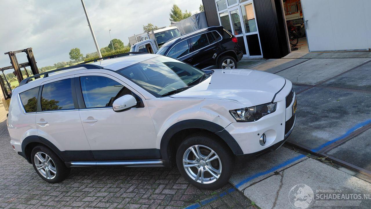 Mitsubishi Outlander 2.0 i 147pk automaat