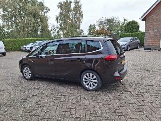Schadeauto Opel Zafira 2.0 cdti cosmo 7 zitter  automaat  pano navi 2015/5