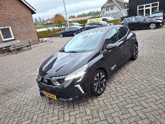 krockskadad bil auto Mitsubishi Colt 1.0 it   91pk   navi clima 2024/3