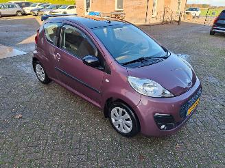 Auto incidentate Peugeot 107 1.0i 3drs active 2014/1