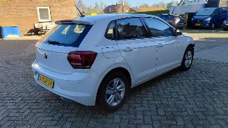 skadebil auto Volkswagen Polo 1.0 tsi   70kw navi  automaat 2018/6