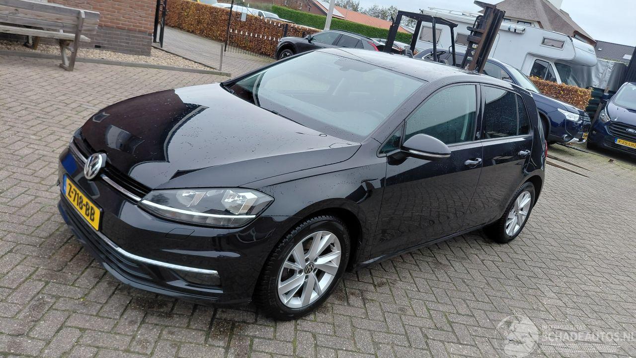 Volkswagen Golf tsi 81kw   hig line    navi