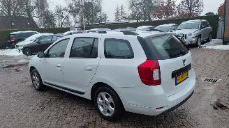 damaged passenger cars Dacia Sandero 0.9 tce  66kw airco navi 2014/4