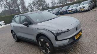 damaged passenger cars Volvo EX30 69kwh   272pk navi clima 2025/10