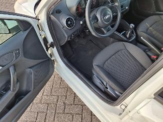 Audi A1 1.2 tfsi  63kw airco picture 8