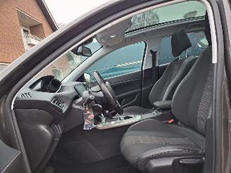 Peugeot 308 1.6 hdi automaat pano    navi   120pk picture 7