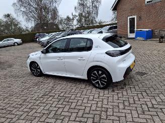 Peugeot e-208 136pk   navi    50kwh picture 7