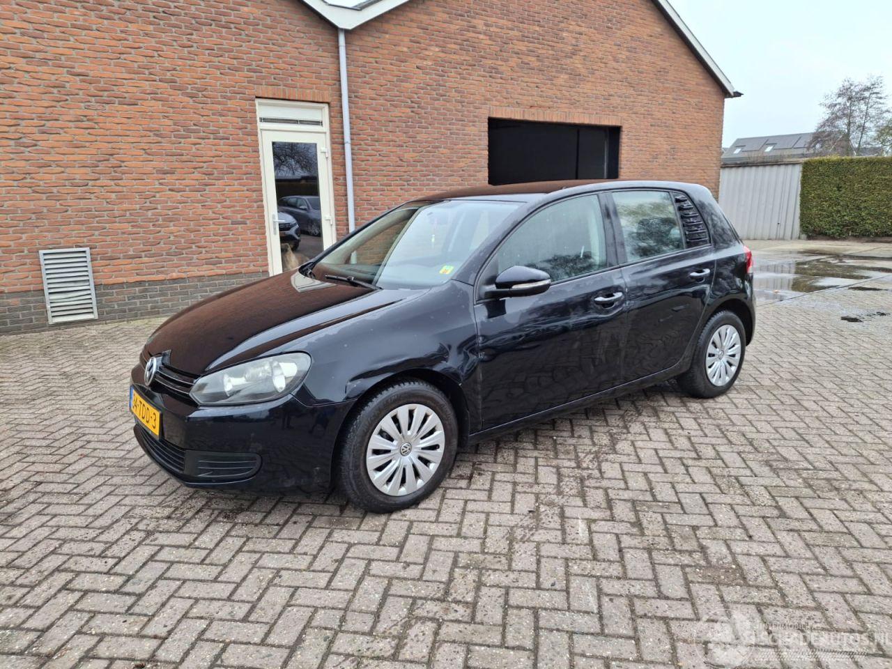 Volkswagen Golf 1.2 tsi  77kw   navi  clima