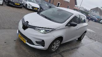 škoda osobní automobily Renault Zoé r 110 life   carshare 52kwh    navi  109pk 2021/6