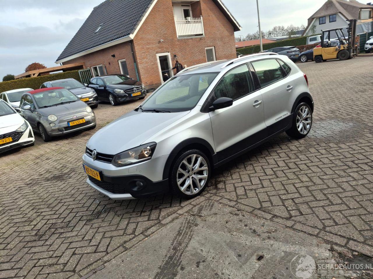 Volkswagen Polo 1.2 tsi AUTOMAAT  90PK   NAVI CLIMA