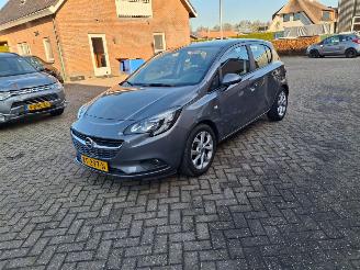 Schadeauto Opel Corsa 1.4i  66kw    5drs airco 2016/8