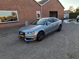 Auto incidentate Audi A4 2.0i 180pk   clima 2009/2