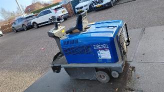 skadebil overig Alle  veeg maachine   electrolux  euroclean 2013/1