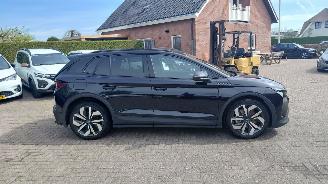 Voiture accidenté Skoda Elroq 85kw accu  286pk  clima navi 2025/7