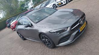 skadebil auto Mercedes Cla-klasse 180  amg uitvooering   136pk  pano navi 2021/12