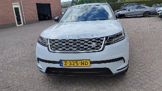 Land Rover Range Rover Velar 2.0i  300pk  awd   navi picture 3