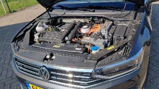 skadebil auto Volkswagen Passat 1.4 tsi  156pk   75pk  automaat 2020/9