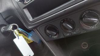 Volkswagen Polo 1.2i 69pk   5drs airco picture 12