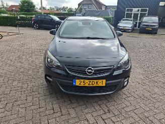 Schadeauto Opel Astra 1.4i   88kw  clima 2012/10