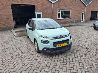 Unfallwagen Citroën C3 1.2i 82pk  airco 2017/11