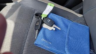 Dacia Spring 27kwh    airco picture 12