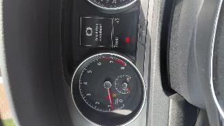 Volkswagen Golf 1.4 tsi  150pk automaat  clima navi picture 8