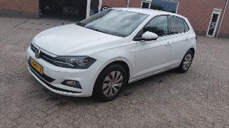 Coche accidentado Volkswagen Polo 1.0 tsi  70kw  5drs airco navi 2019/9